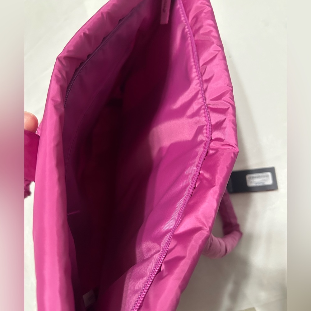 Reebok athletic quilted bag with zipper pink NWT - Picture 3 of 7
